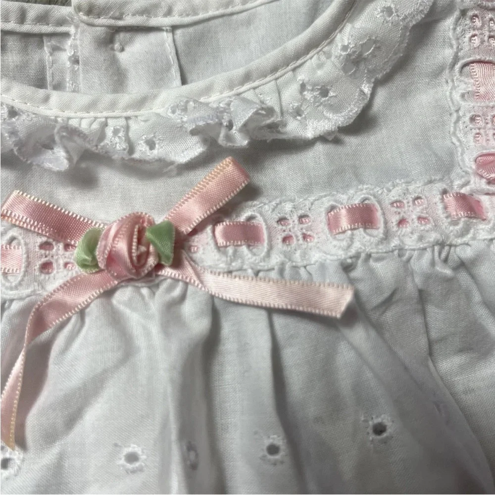 Vintage White Eyelet Lace Baby Girls Bow Ribbon Dress